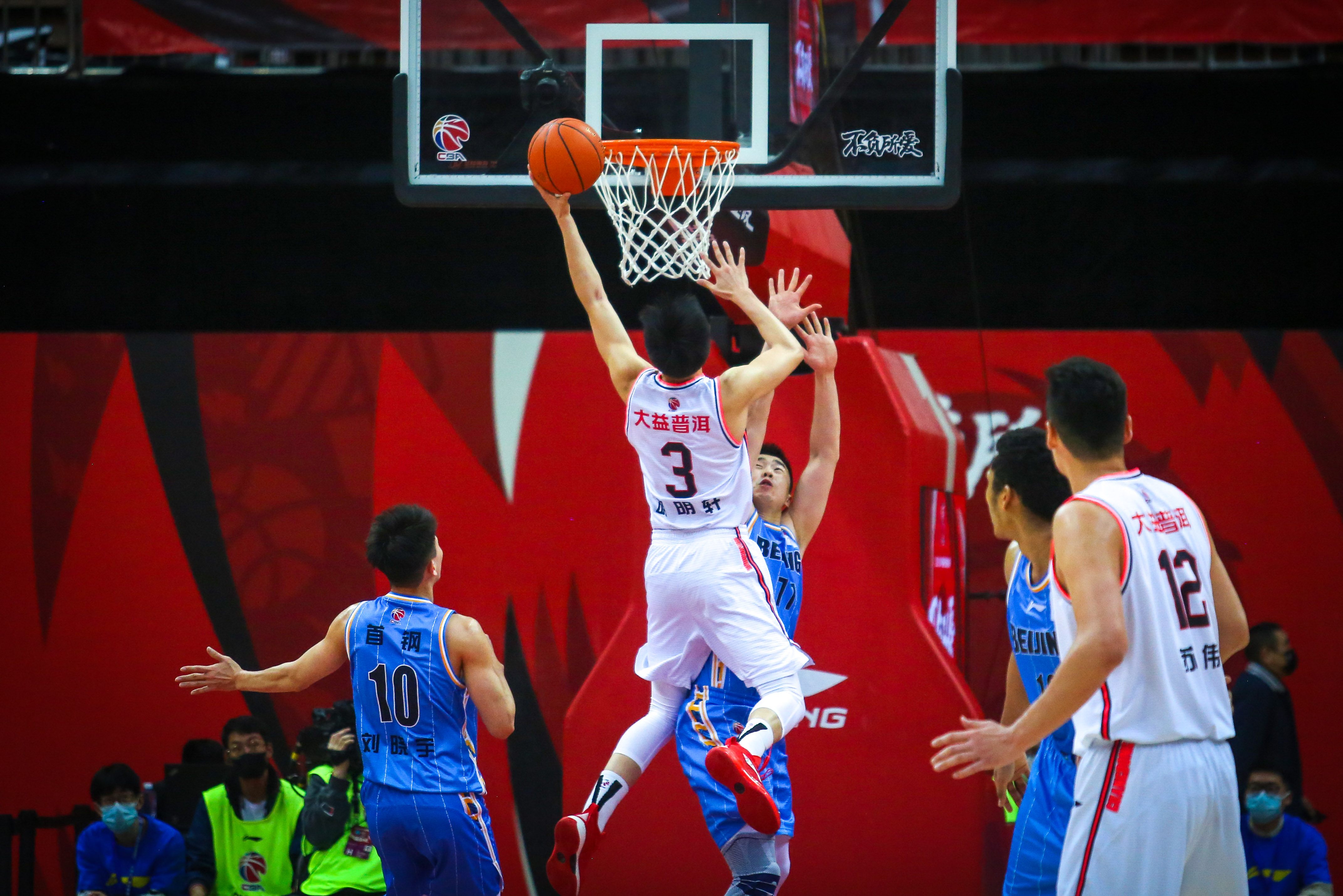 开云入口-这也行？里程碑夜广厦男篮手感冰凉赛前武汉三镇备战NBA总决赛，大坂直美在掘金比赛中比分优势明显的简单介绍